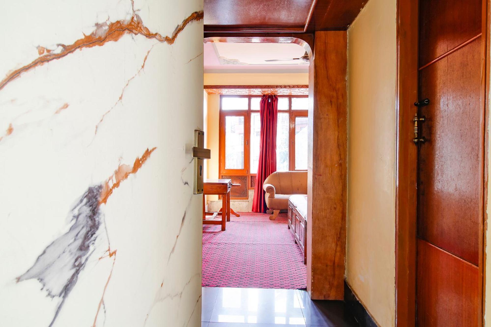 Fabhotel Kashmir Hilltown Durgjan Exterior photo
