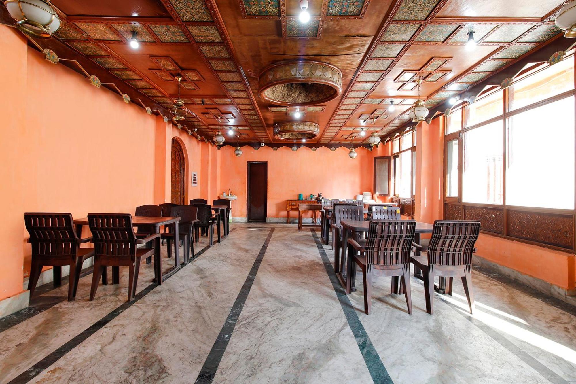 Fabhotel Kashmir Hilltown Durgjan Exterior photo