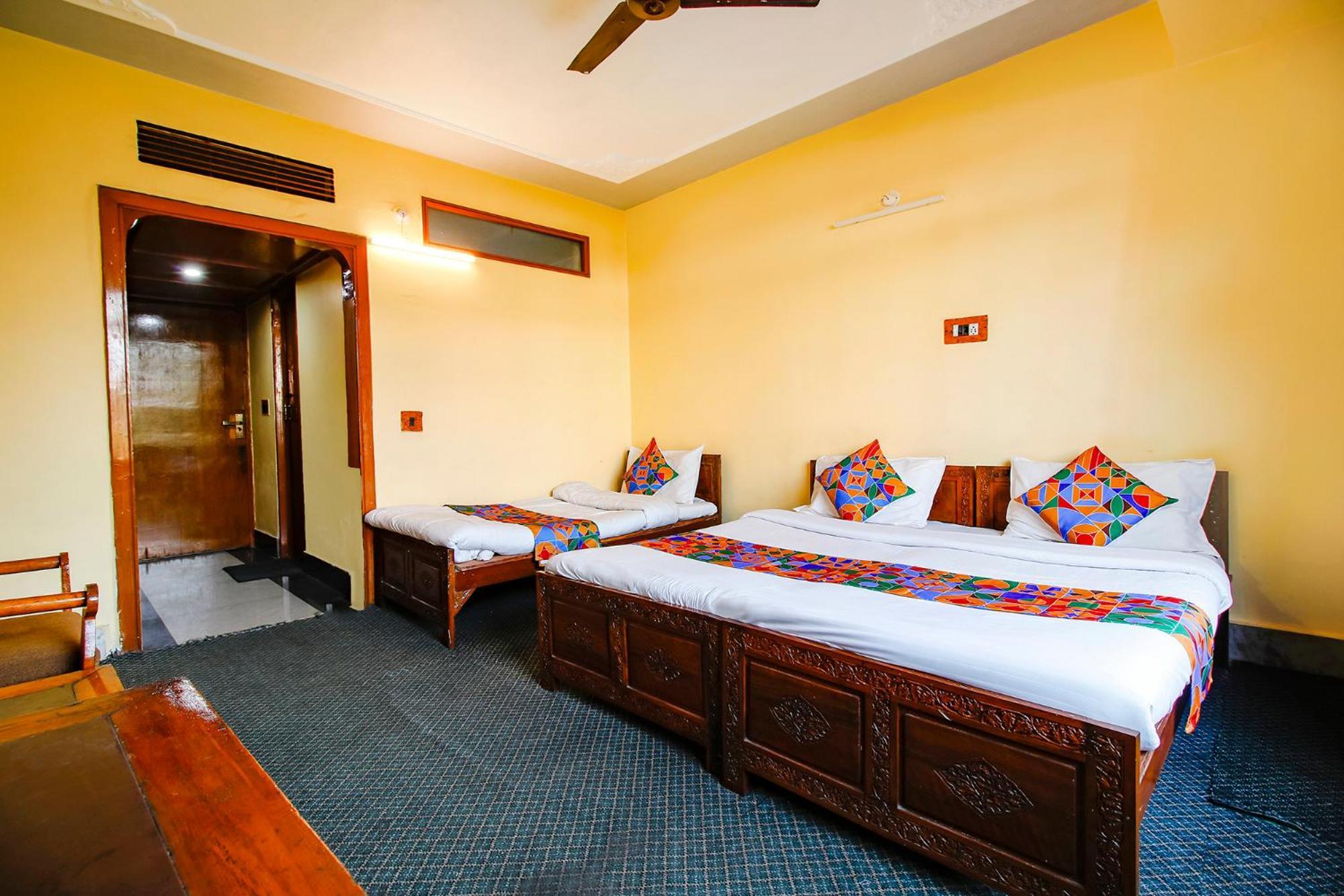 Fabhotel Kashmir Hilltown Durgjan Exterior photo