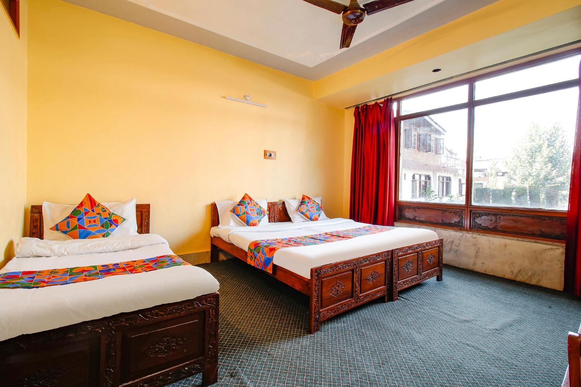 Fabhotel Kashmir Hilltown Durgjan Exterior photo